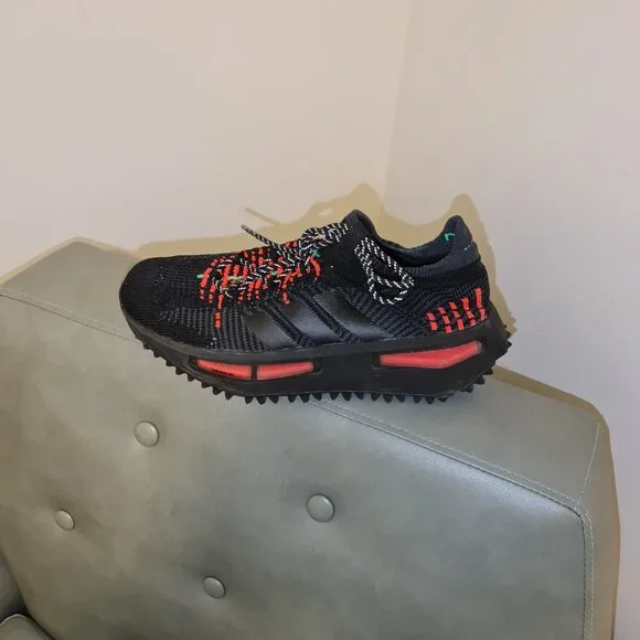 Adldas Sneaker - Picture 2 of 7